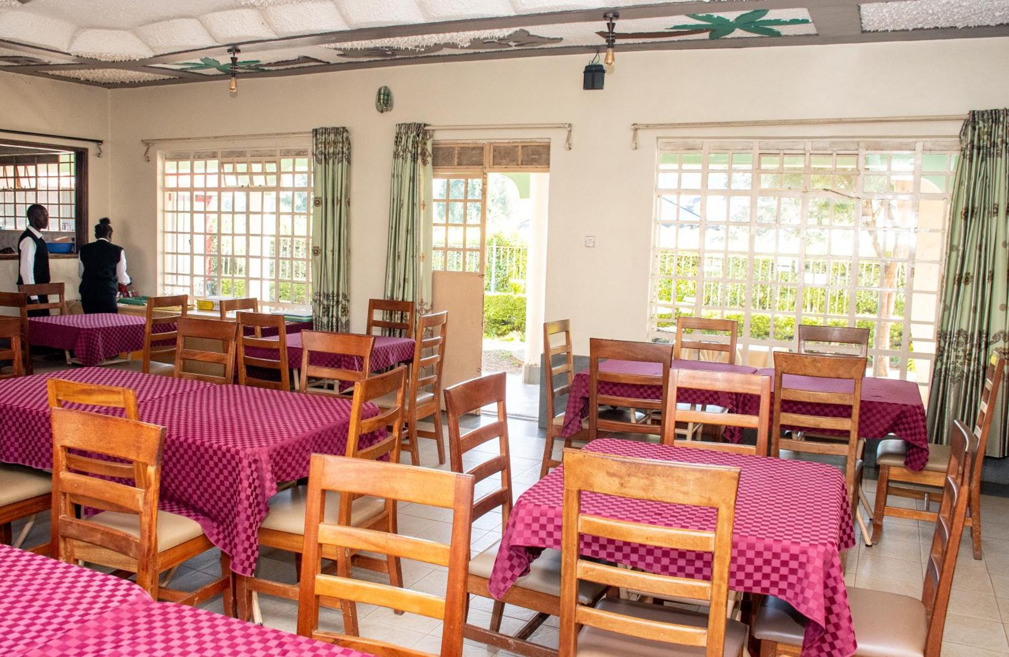 Super Break Hotel Kitale Exteriér fotografie